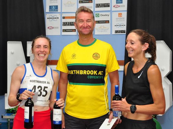 Women's team prizegiving