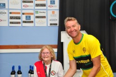 Sally Slevin collects Angela McKays 1st FV75 prize